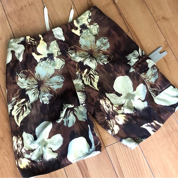 Quicksilver Edition Beach Surfing Board Shorts 34” - Picture 4 of 7